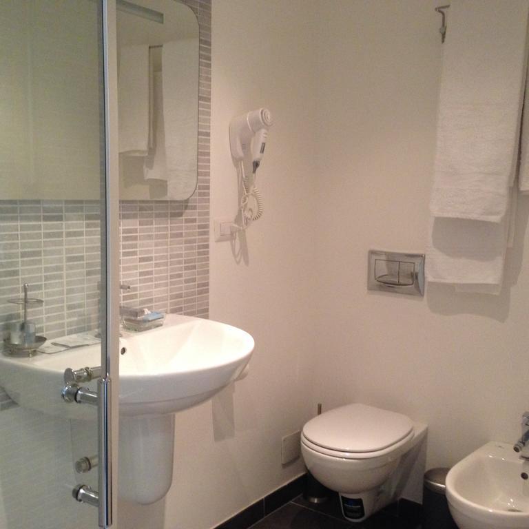 B&B Young Катания Экстерьер фото